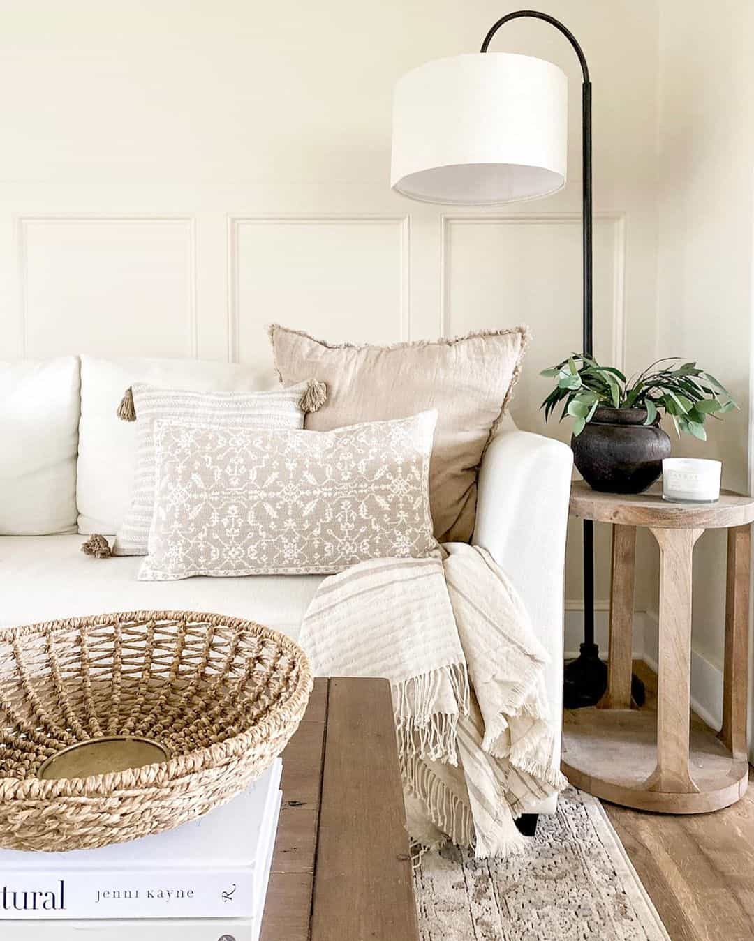 Round End Table Next to Couch: Stylish & Functional Living Room Solution