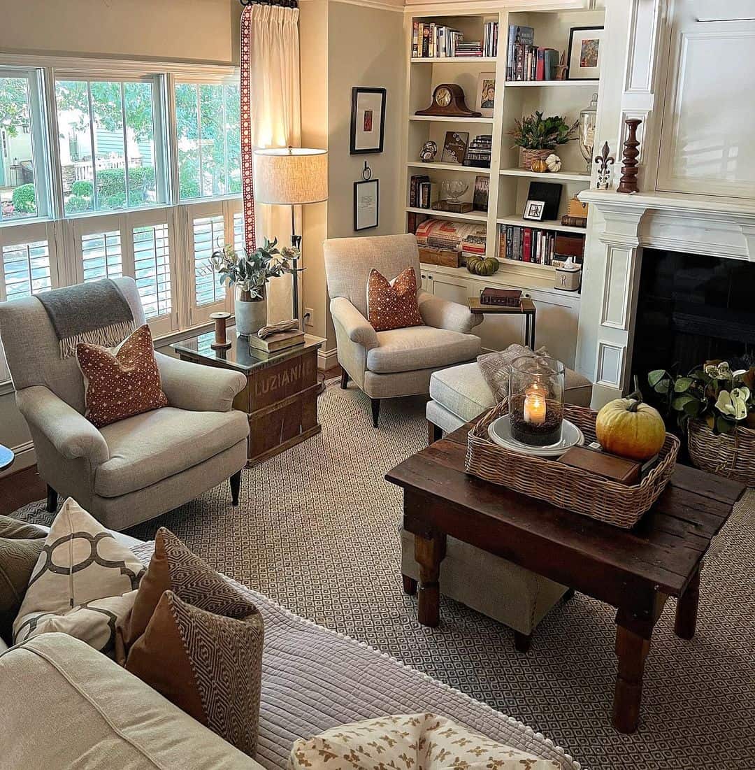 33 Simple and Stunning Ideas for Side Table Décor