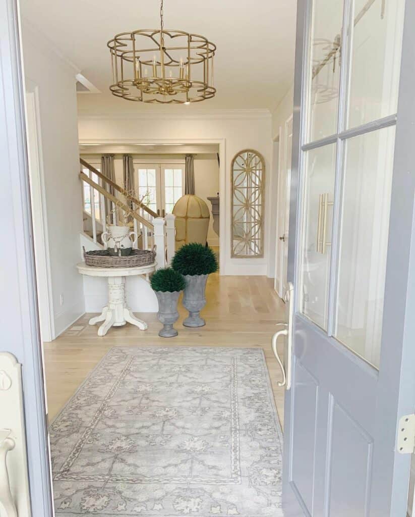 19 Modern Entryway Chandelier Ideas to Brighten Your Foyer