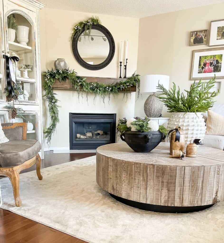 30 Calming Grey and White Living Room Styling Ideas