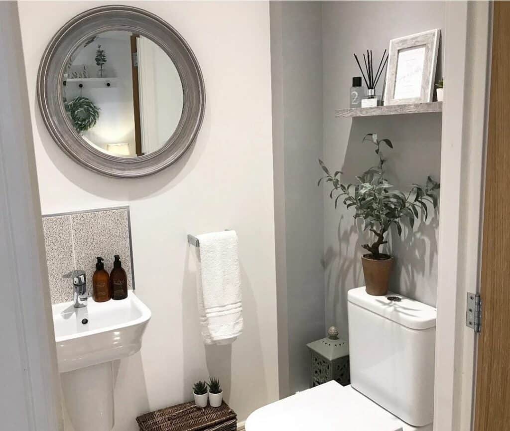 25 Grey Bathroom Ideas To Create A Comfy Aesthetic