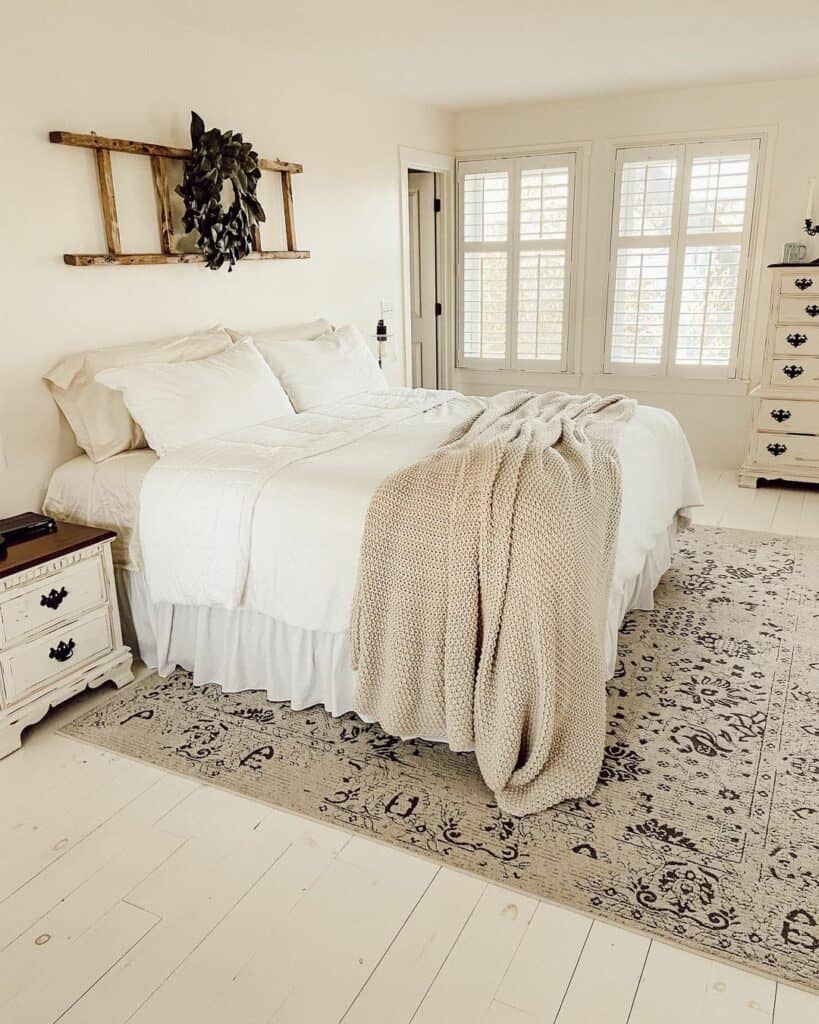 25 No Headboard Ideas for A Versatile and Modern Bedroom