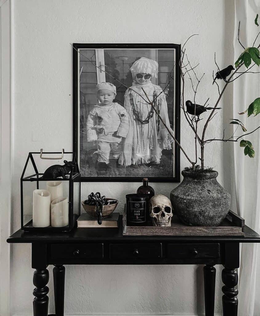31 Spooky Décor Ideas that will Shiver and Delight