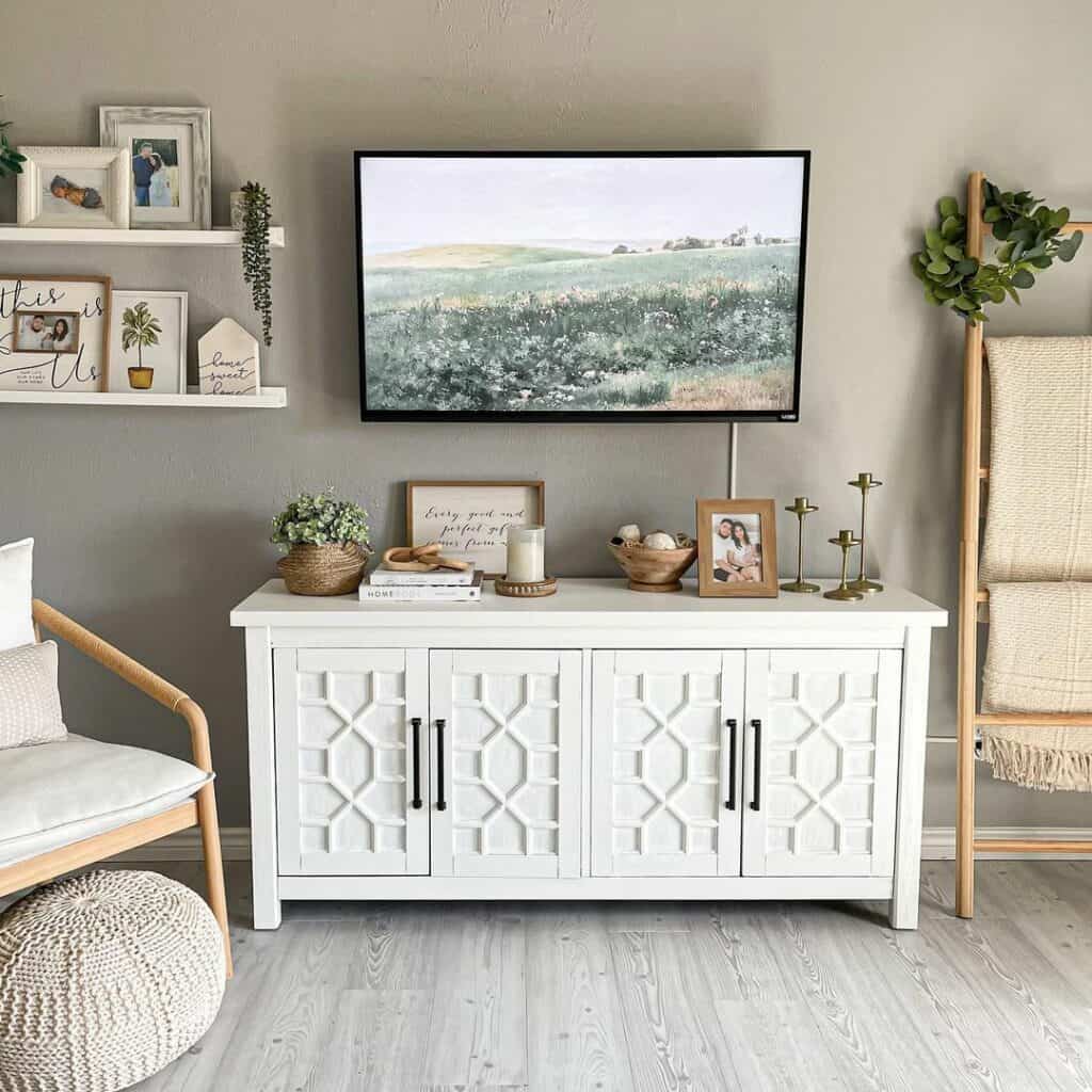 23 Small Living Room with TV Ideas to Maximize your Space
