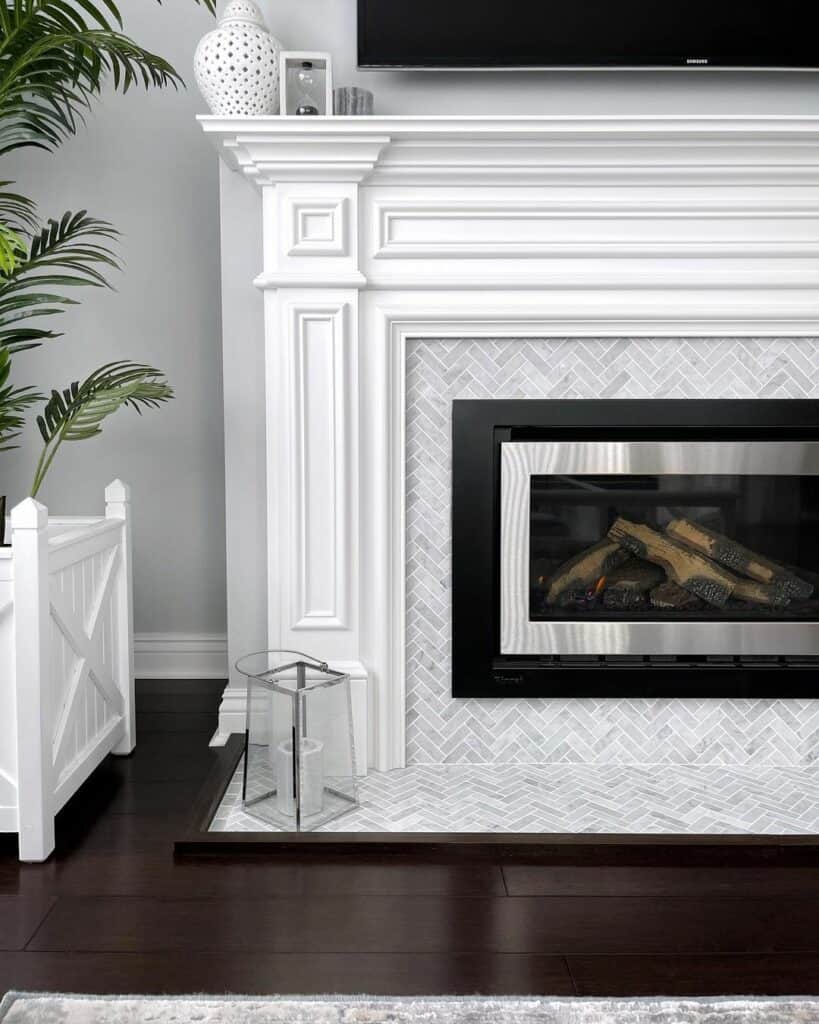 30 Eye-catching Tiled Fireplace Surrounds for All Seasons