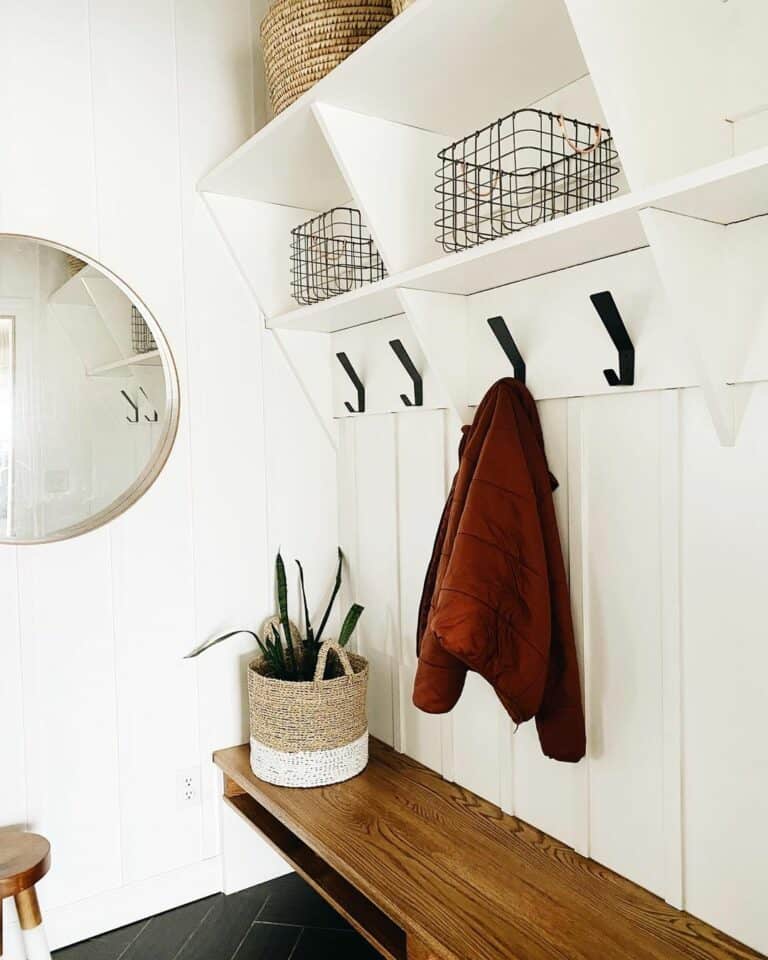 5. Where Functionality Meets Chic: Modern Mudroom Bliss