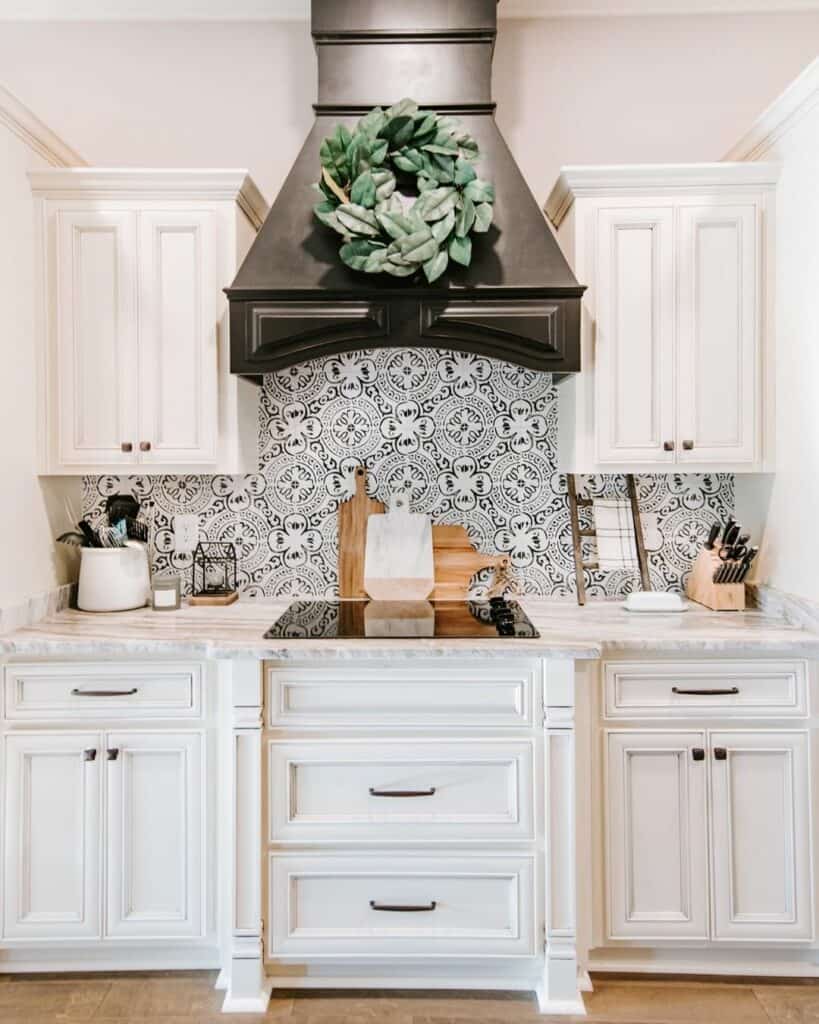 30 Modern Kitchen Backsplash Ideas with a Kick