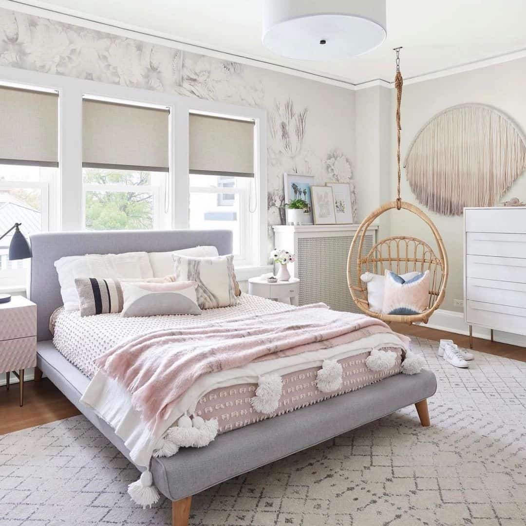 35 Cute Wallpaper for Girl’s Room Ideas for All Styles