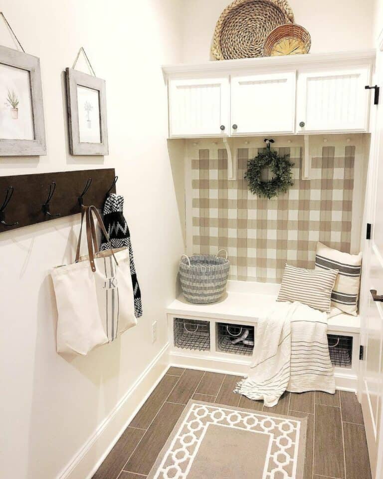 17. The Charm of Subtle Patterns and Functional Storage