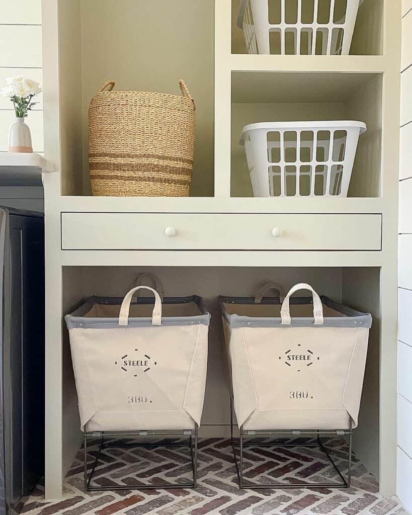 28 Laundry Basket Ideas to Make Household Chores a Breeze