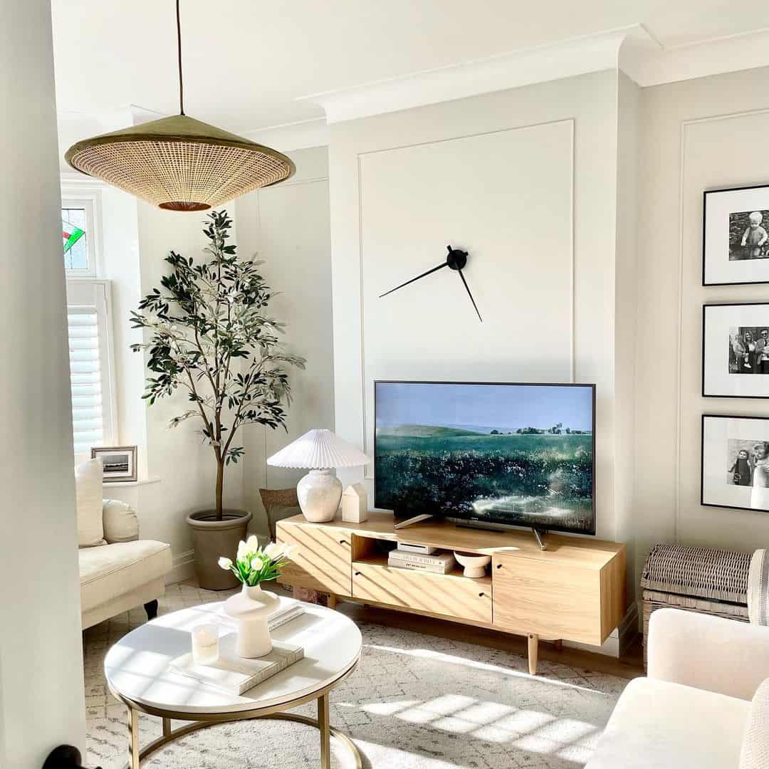 15 Small Living Room Layout With TV Ideas To Maximize Space