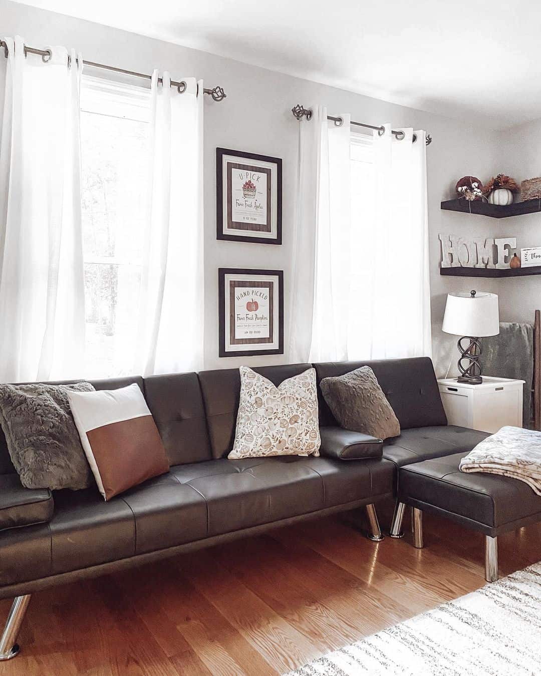 28 Clever Small Living Room Sectional Layout Ideas - Minimalist Solution To Small Living Room Layout With A Sectional