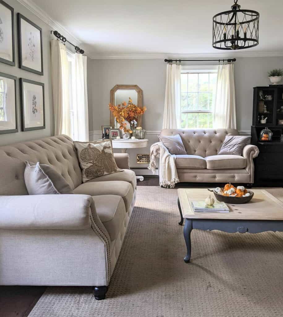 24 Small Living Room Lighting Ideas To Brighten Your Space - Tiny Living Room Lighting Ideas