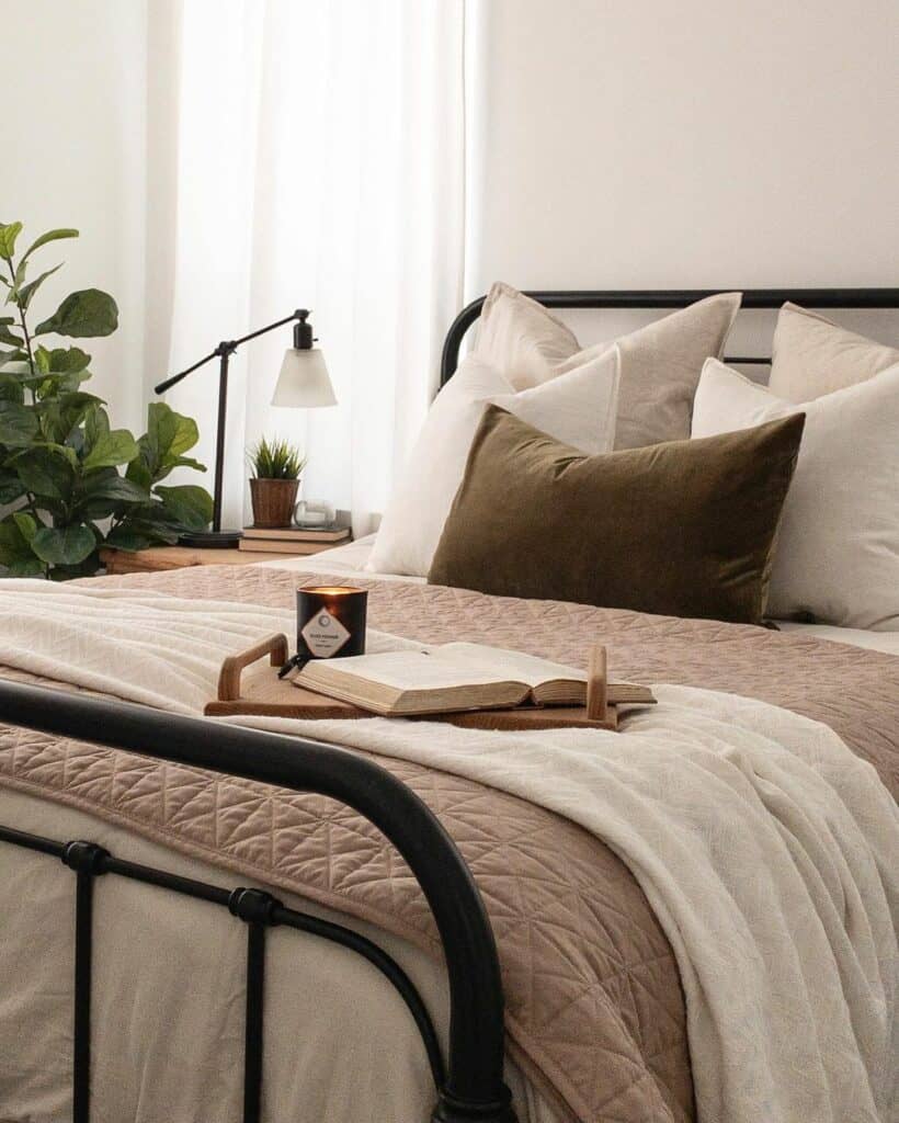 25 Handsome Men’s Bedroom Ideas for a Masculine Vibe