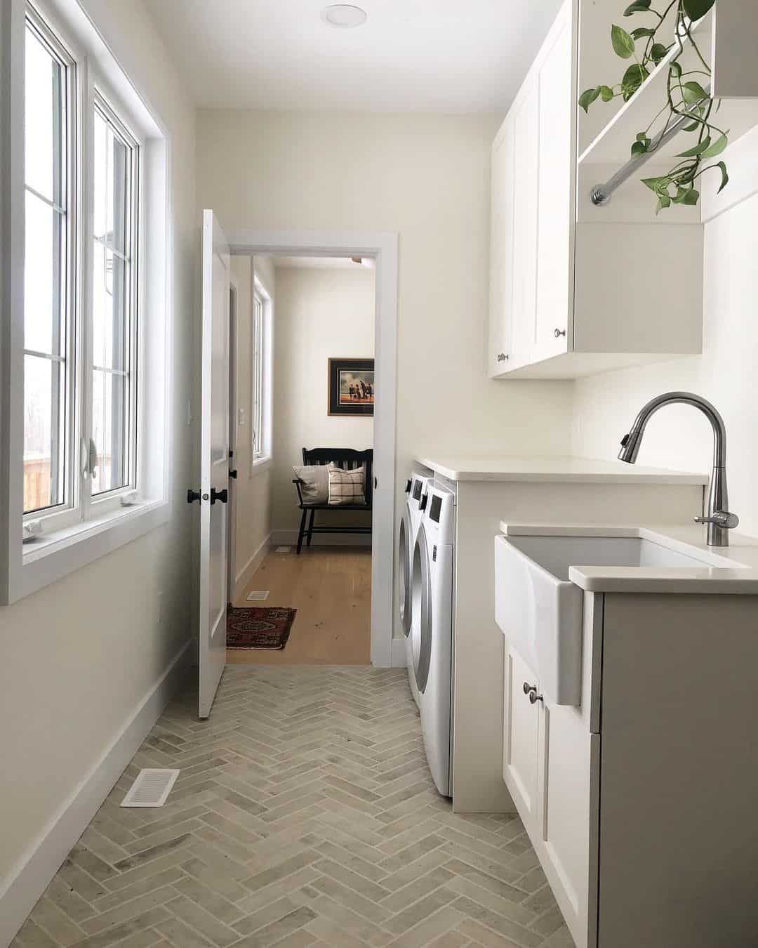 25 Small Laundry Room Designs To Help You Save Space