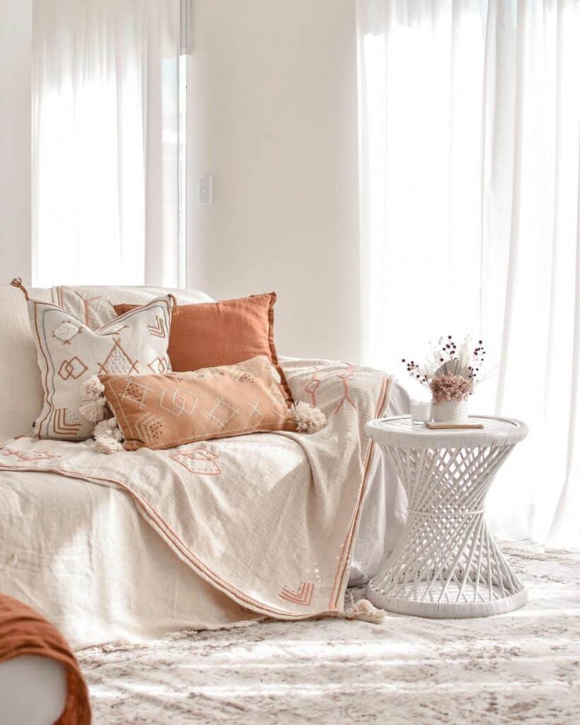 Image showcasing 25 Bohemian Style Décor to Encourage Relaxation