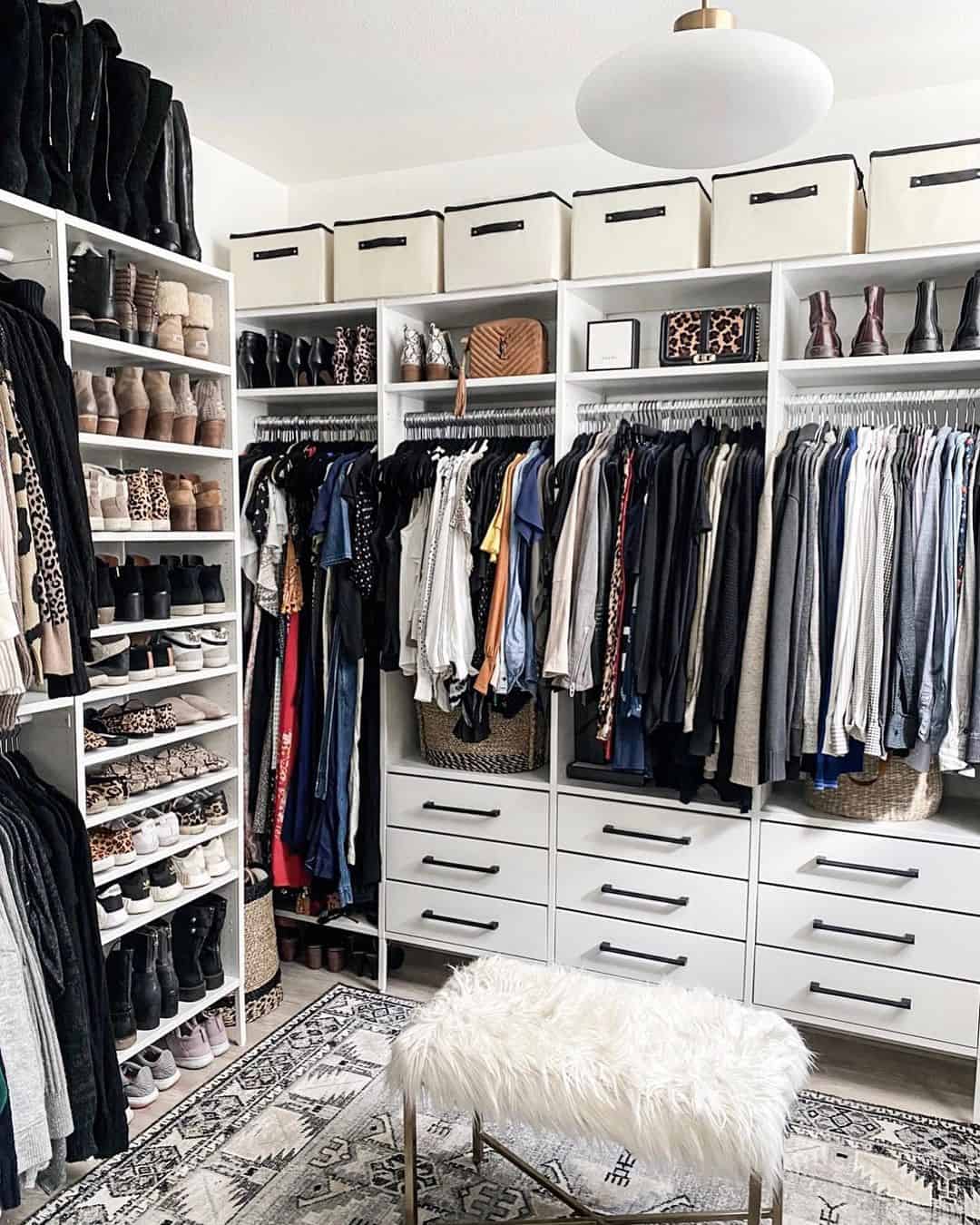 25 Closet Shelving Ideas That Combine Style and Structure