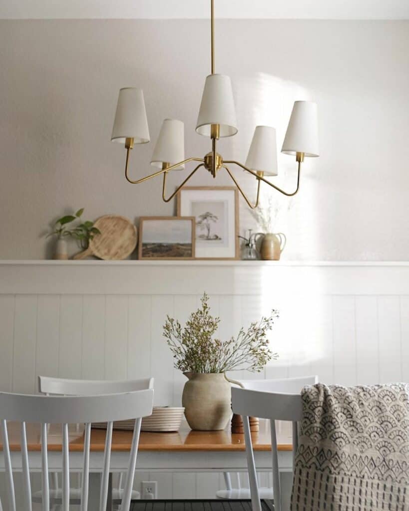 23 Dining Room Chandelier Ideas for a Captivating Design