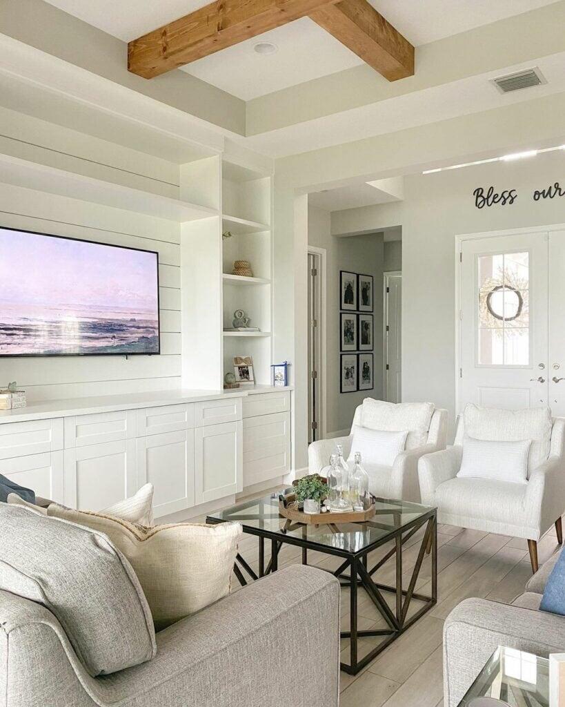 27 Living Room Built-in Ideas for Added Storage and Style