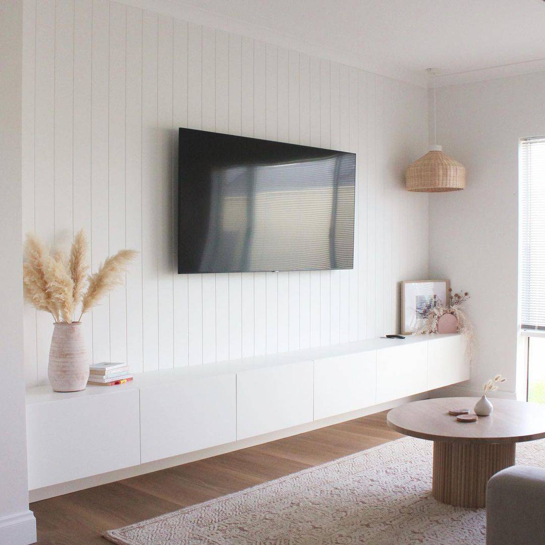 27 Living Room Built-in Ideas for Added Storage and Style