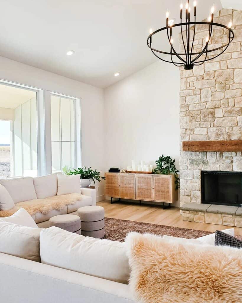 24 High Ceiling Living Room Ideas for a Grand Appearance