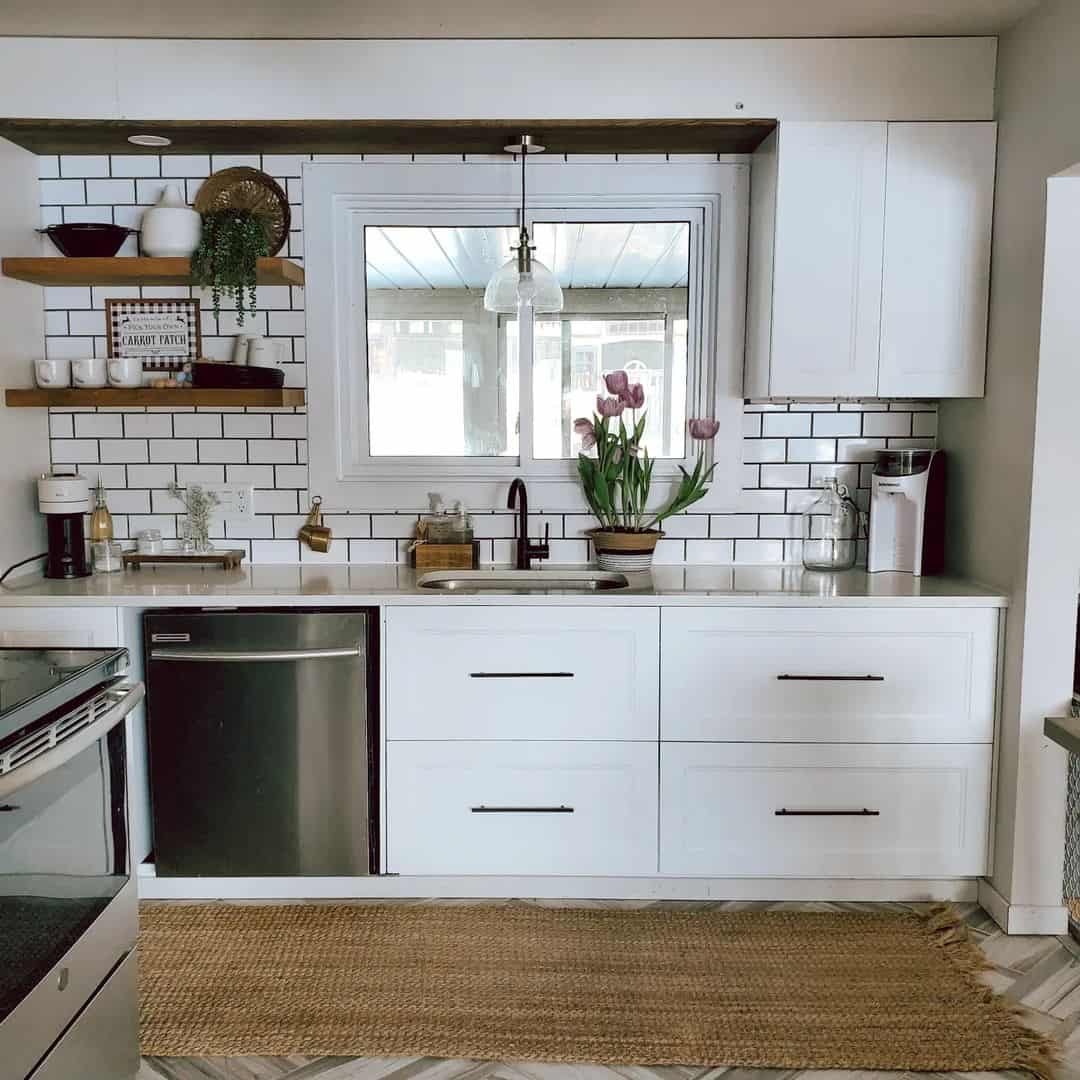 30 All-Drawer Lower Kitchen Cabinets for Extra Style